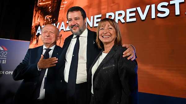 i consiglieri Melasecche e Tesei, con Salvini