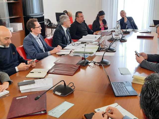 seconda commissione, piano rifiuti