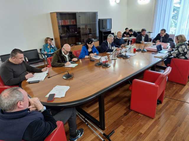 seconda commissione aprile 24