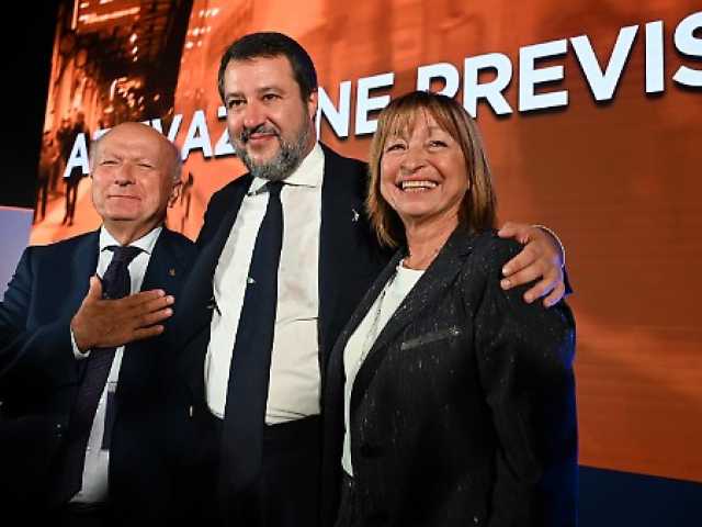 i consiglieri Melasecche e Tesei, con Salvini
