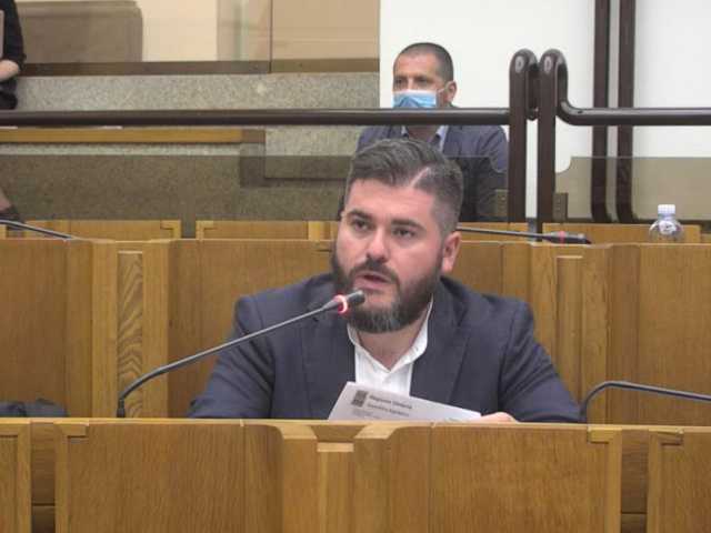 Il consigliere regionale De Luca